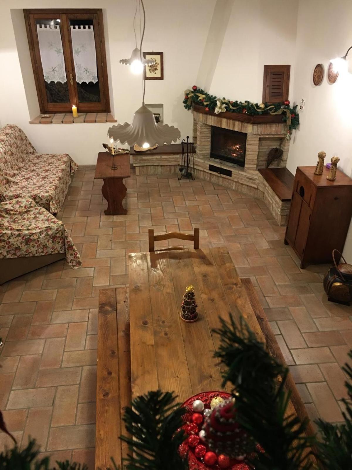 Agriturismo Casa Del Nonno Valfabbrica Εξωτερικό φωτογραφία