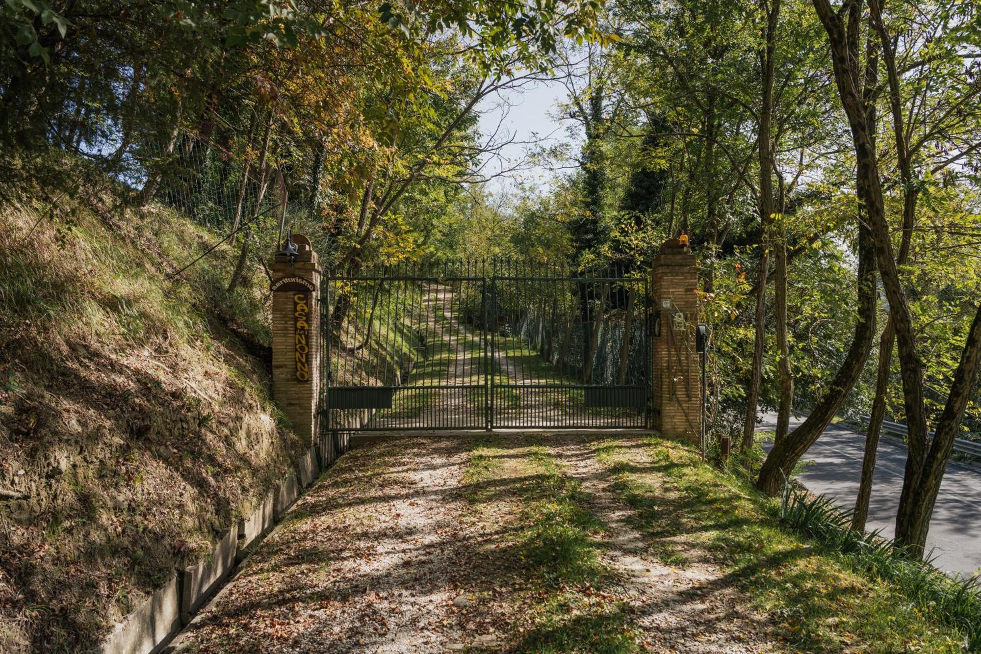 Agriturismo Casa Del Nonno Valfabbrica Εξωτερικό φωτογραφία